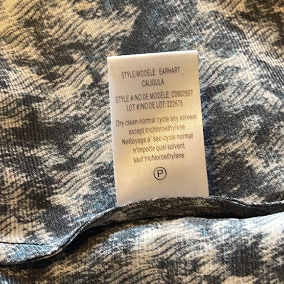 Theory 100% Silk Sleeveless top, SP - Picture 9 of 9